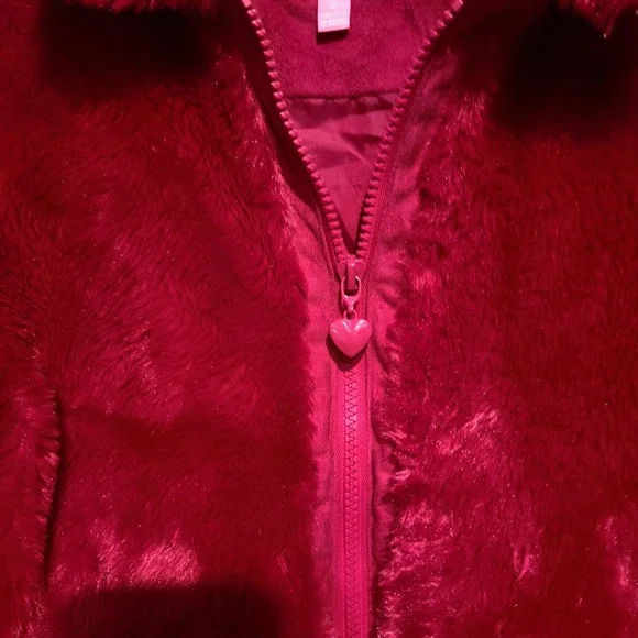 Sugar Thrillz Dolls Kill Red Faux Fur Cropped Jacket Heart Zipper AST20069 Small - Picture 4 of 10